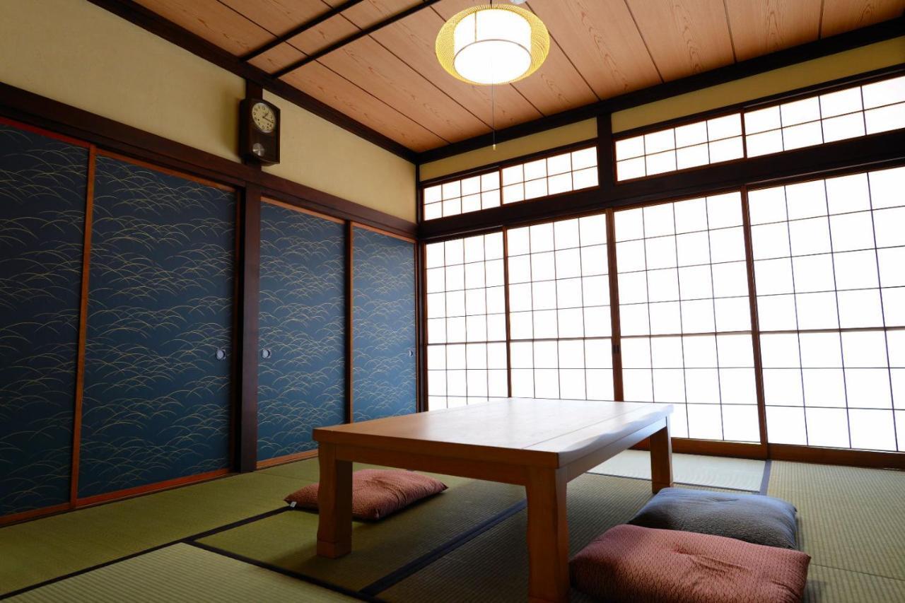 Guesthouse Iwase Toyama Exterior photo