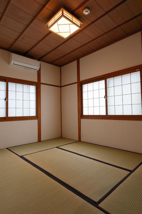 Guesthouse Iwase Toyama Exterior photo