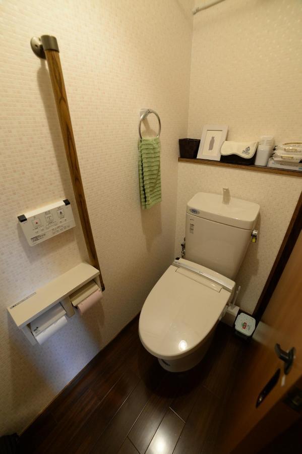 Guesthouse Iwase Toyama Exterior photo